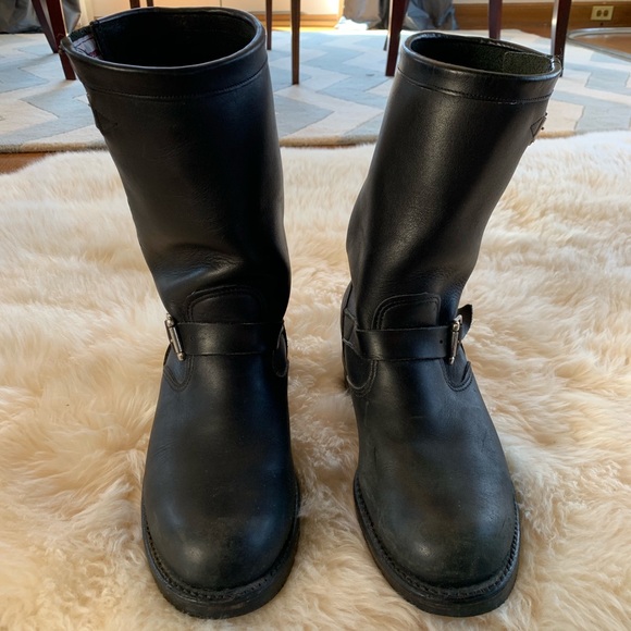 chippewa men's engineer boots